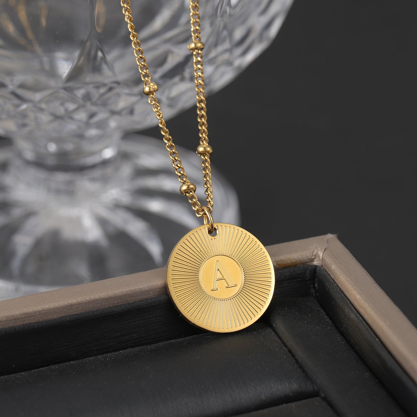 Custom Round Initial Pendant Necklace SFN3029