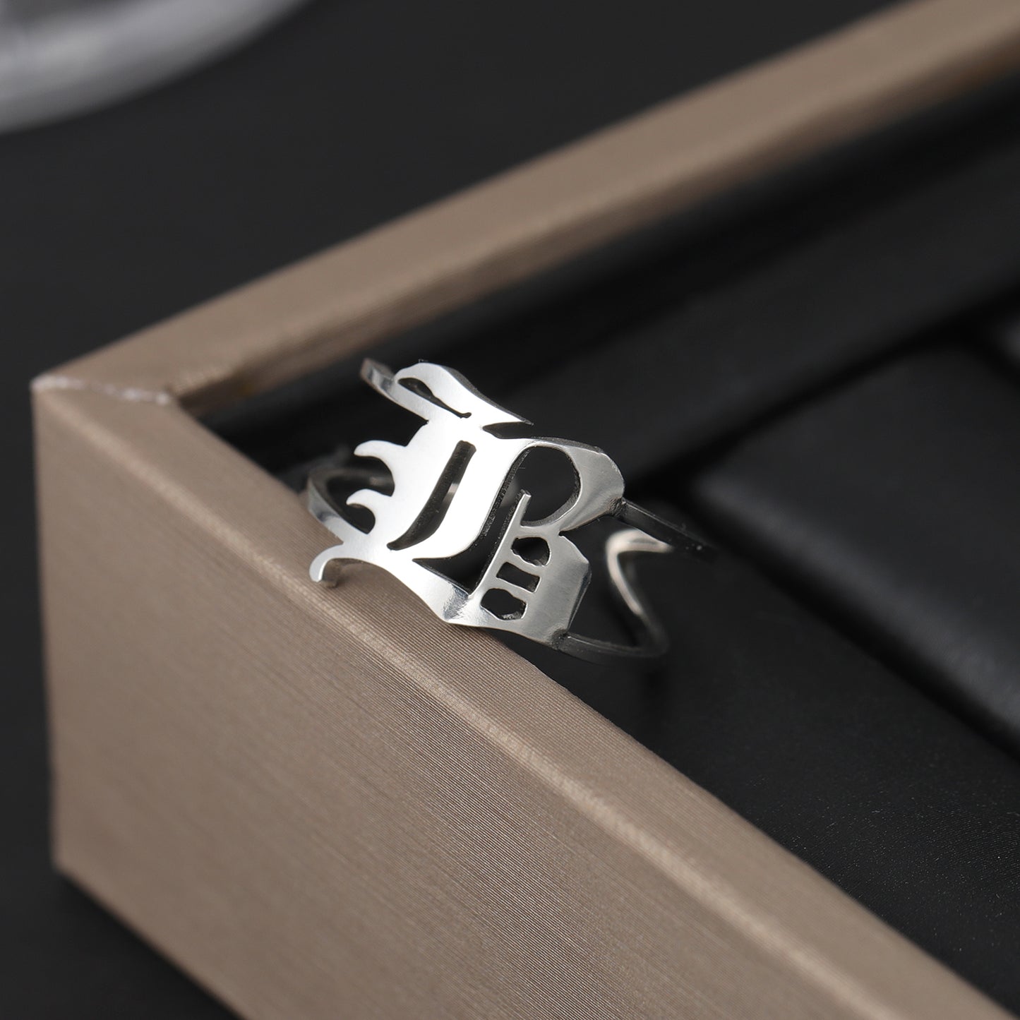 Customize Name Ring QNR3036