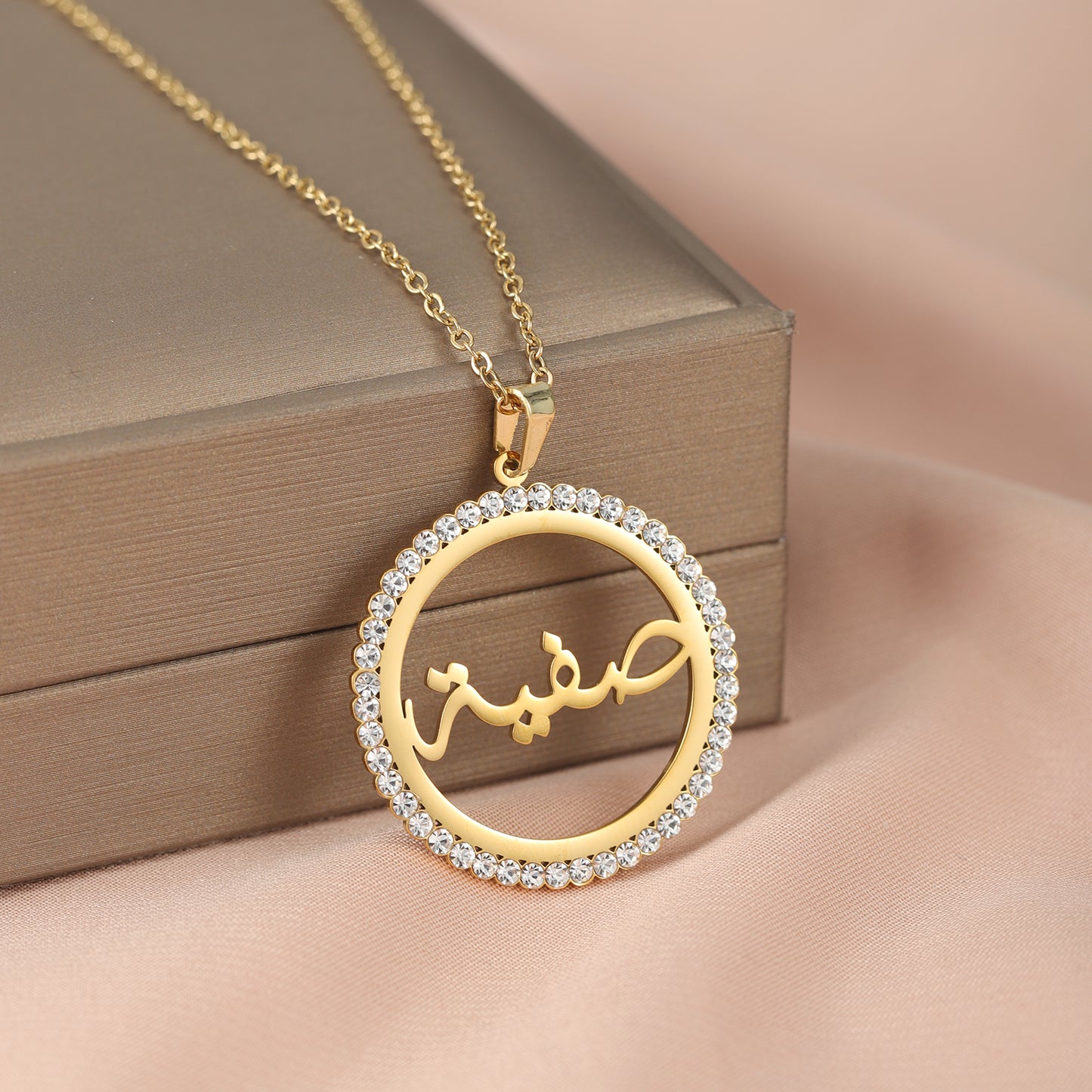 Custom Round Diamond Necklace QZN3031