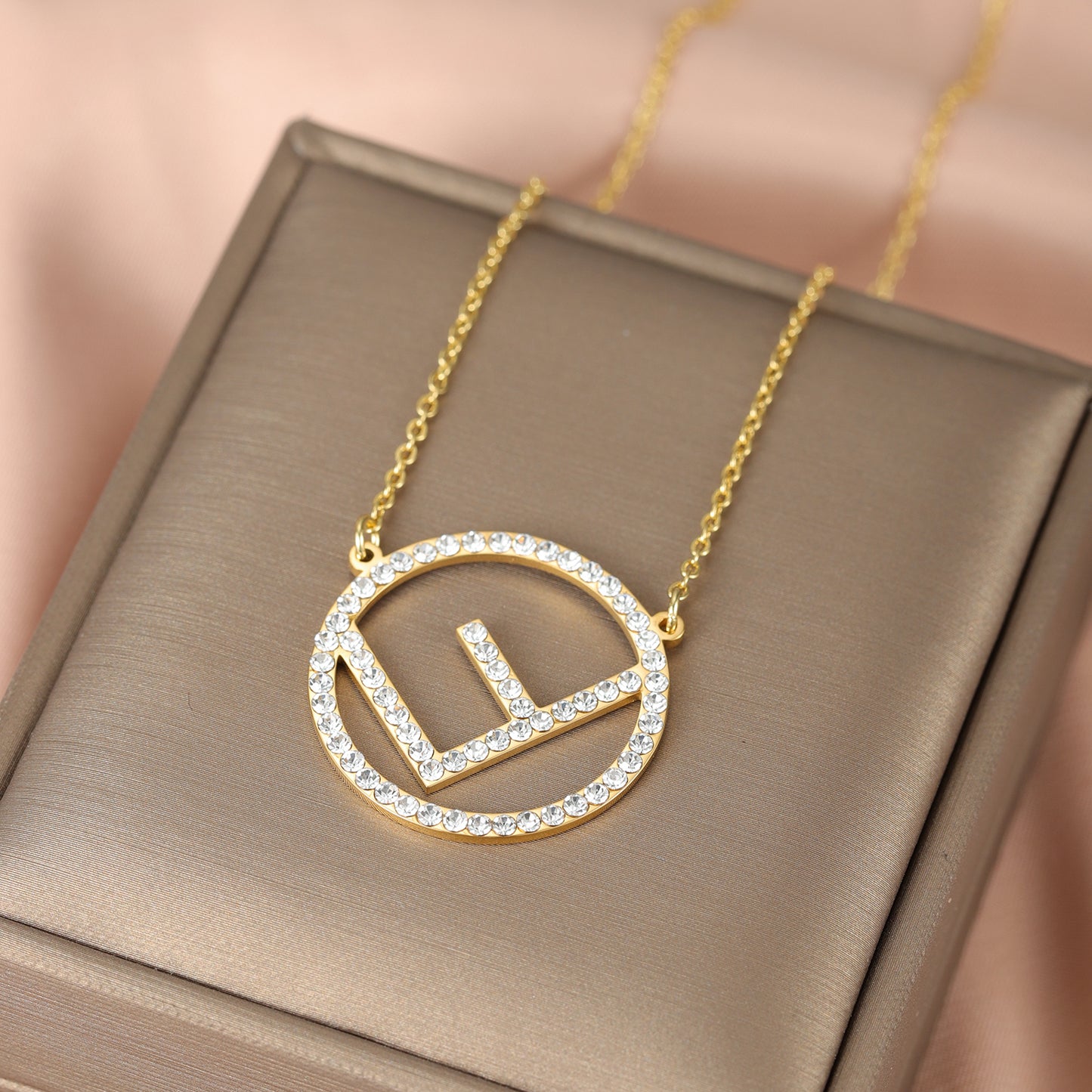 Pendentif en cristal de coeur d'amour de couleur or romantique QN1101