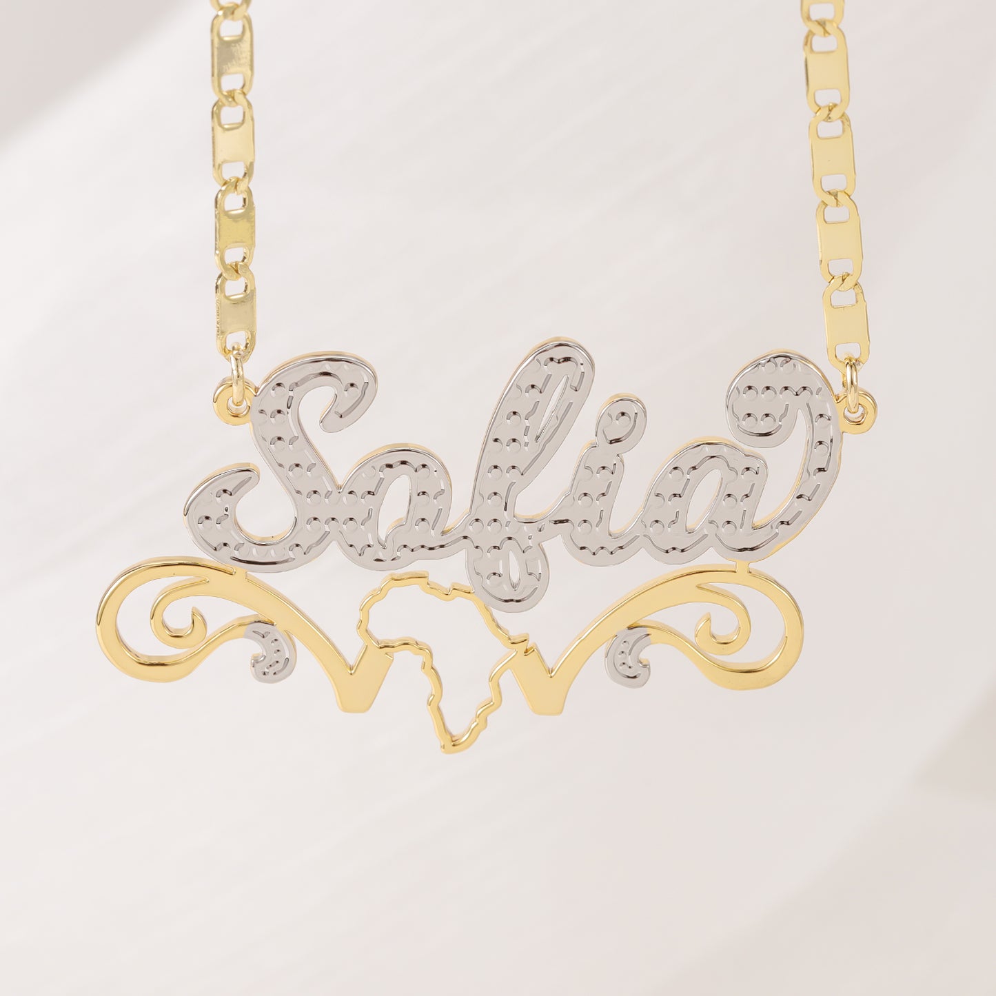 Customized name two-tone gold plated pendant QCN0053
