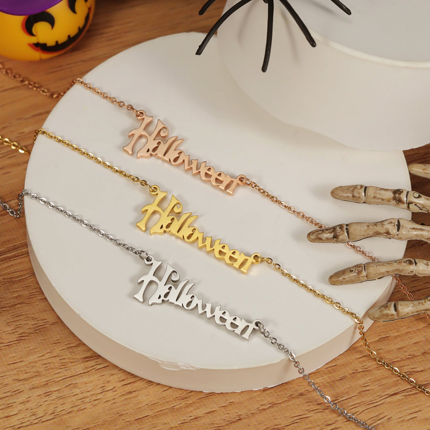 Halloween Name Necklace QNN3034
