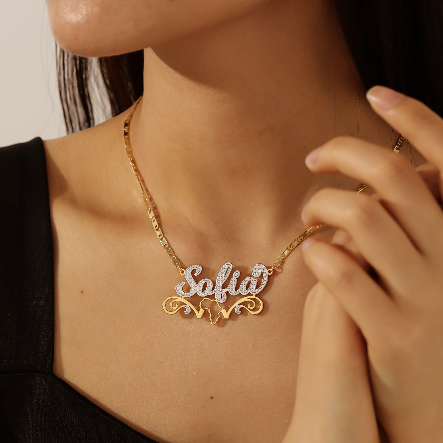 Customized name two-tone gold plated pendant QCN0053