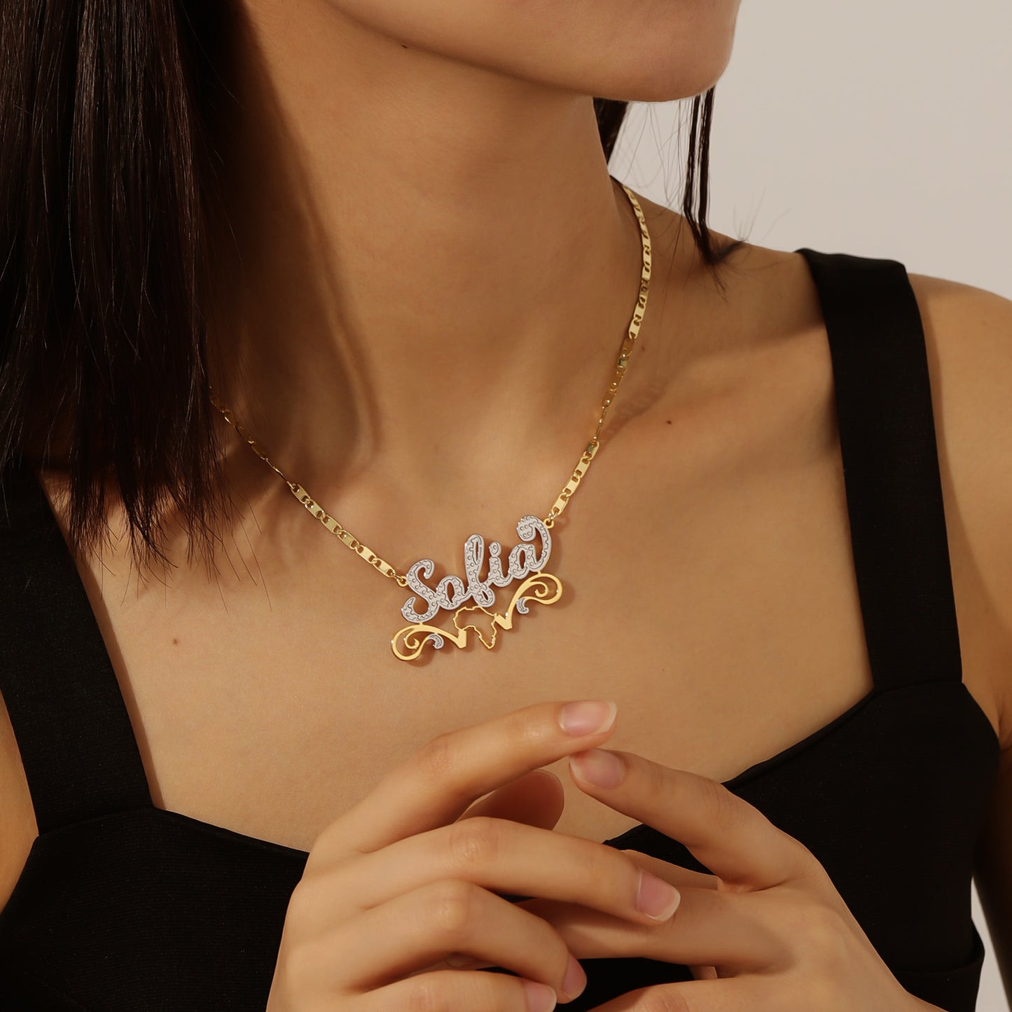 Customized name two-tone gold plated pendant QCN0053