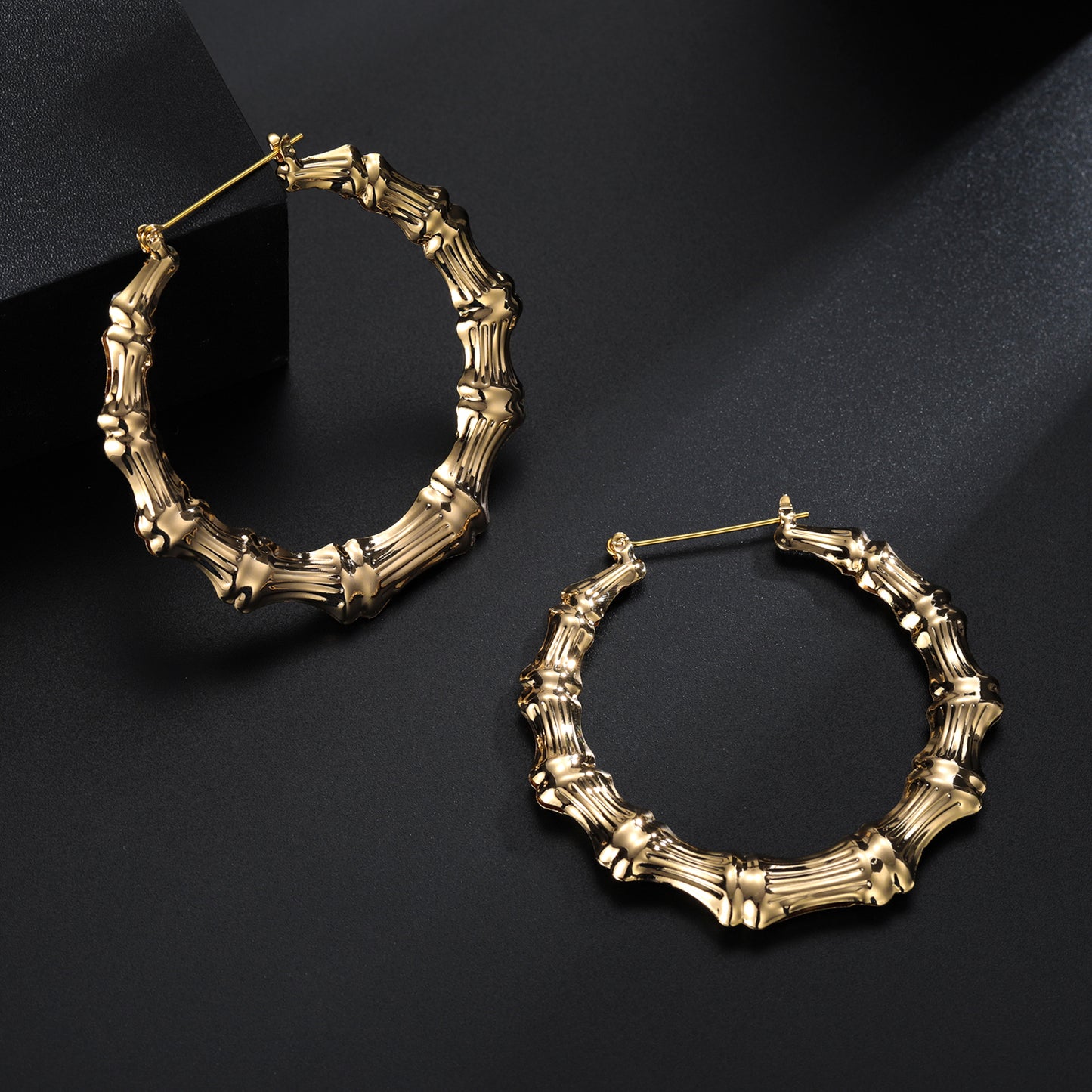 Boucles d'oreilles créoles en bambou QE20786