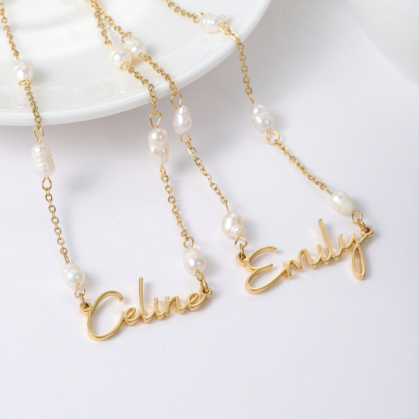 Custom Beaded Pearls Name Pendant Necklace QNN3107