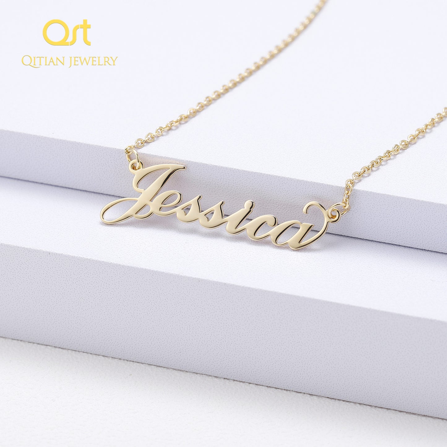 Personalisierter Namensanhänger als Geburtstagsgeschenk