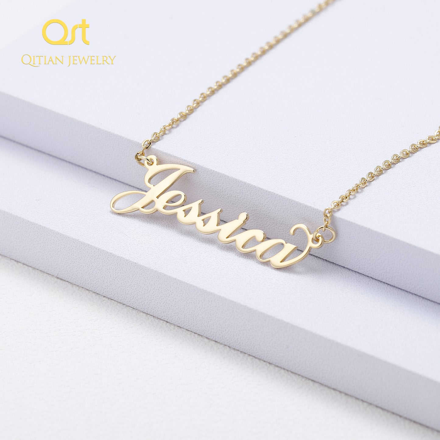 Personalisierter Namensanhänger als Geburtstagsgeschenk