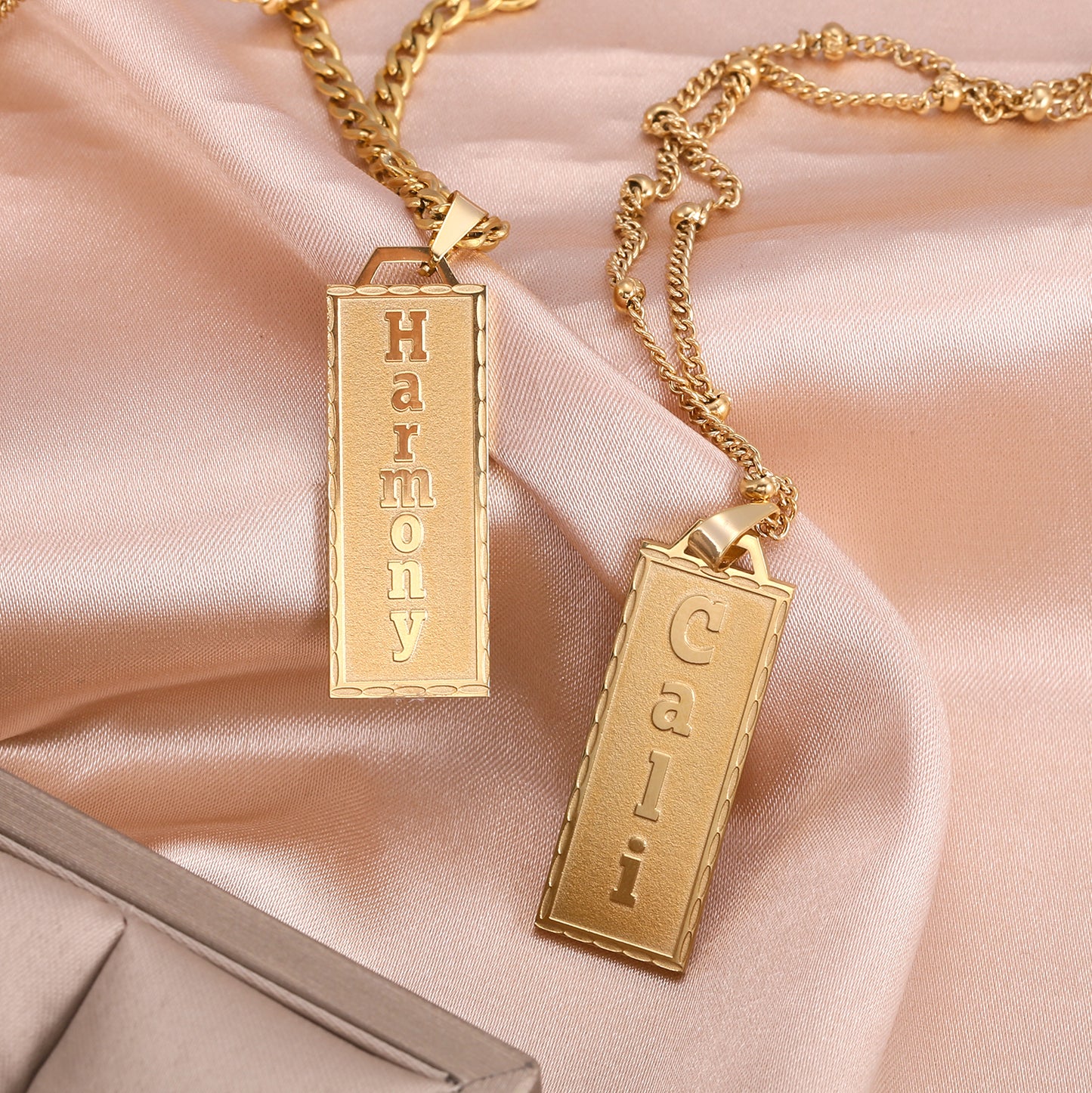Engraved Bar Name Pendant QN607