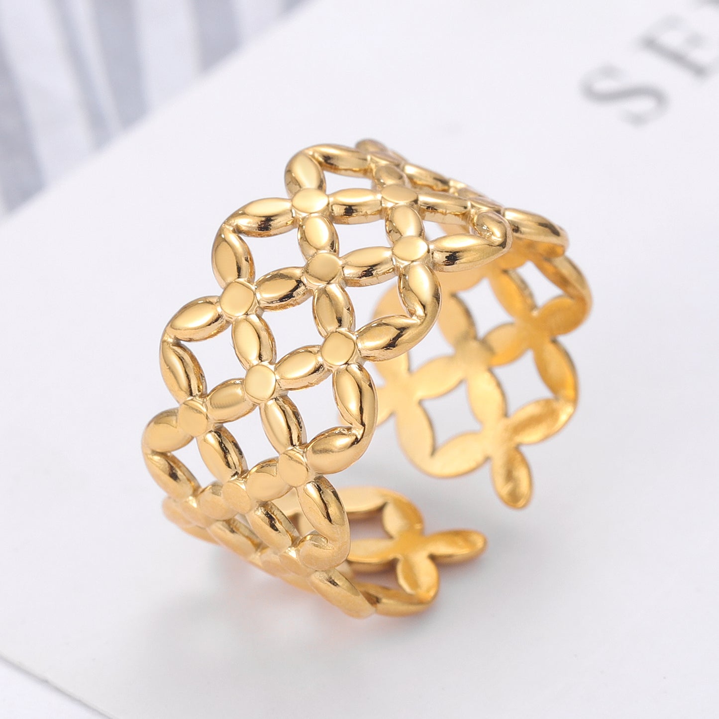 Multiple Checked Ring SR298