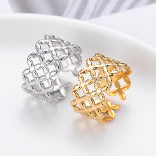 Multiple Checked Ring SR298