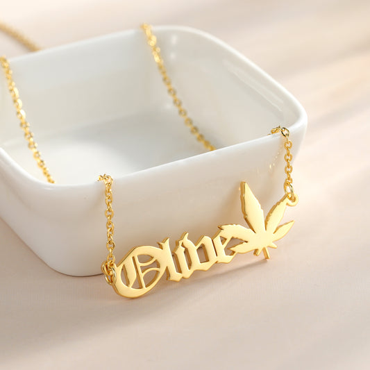 Collier Prénom Avec Feuille MN1624