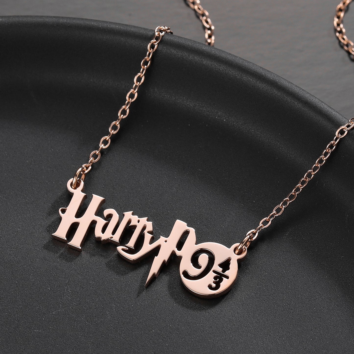 Movie Characters Necklace QN267-3