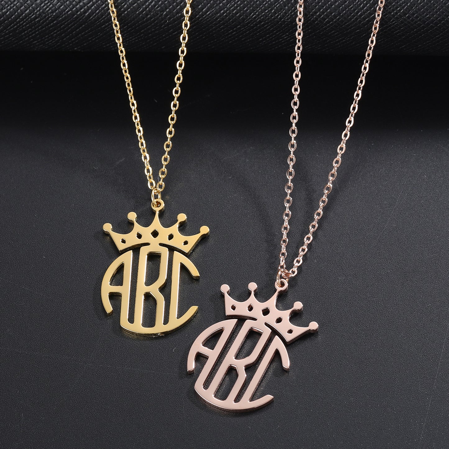 Crown Monogram Name Necklace QN276