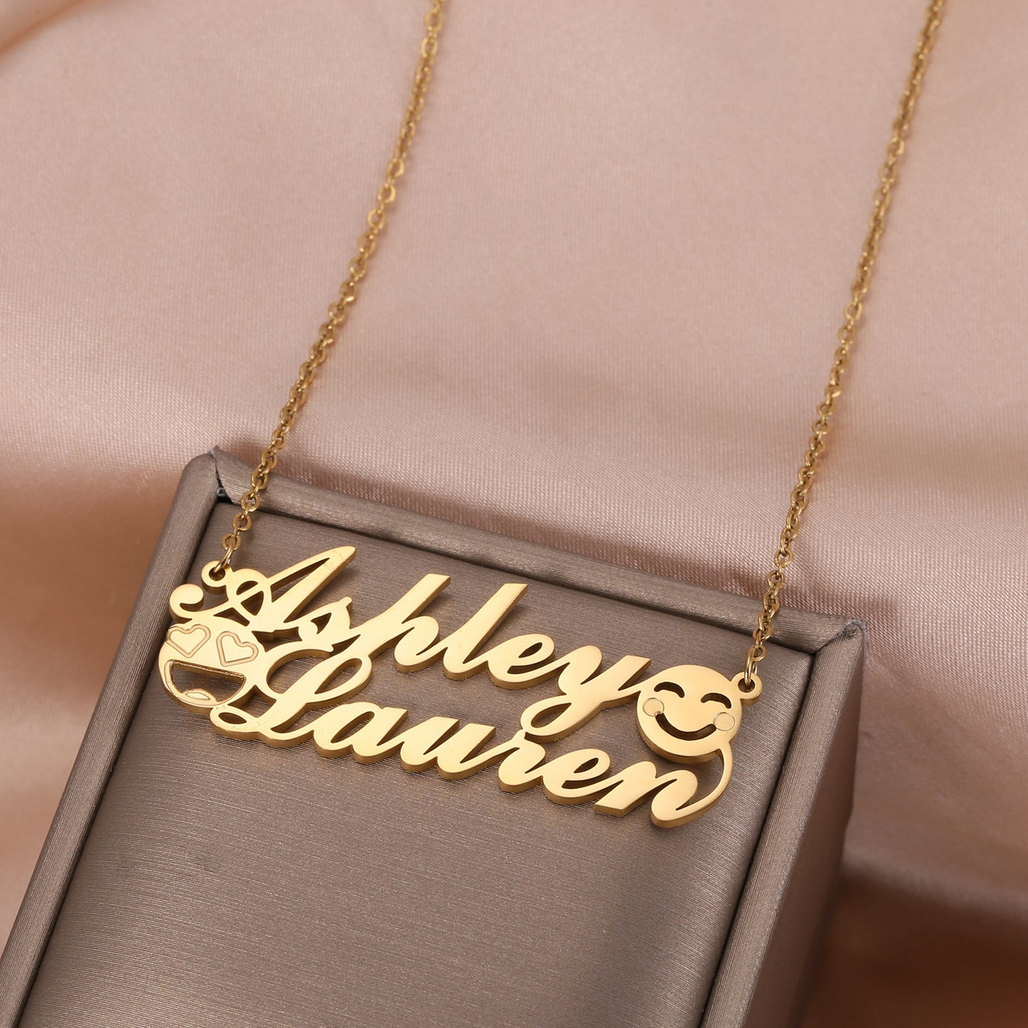 Smiley Double Name Necklace QN746