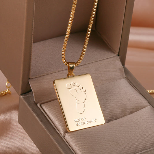 Baby Handprint Necklace QN674