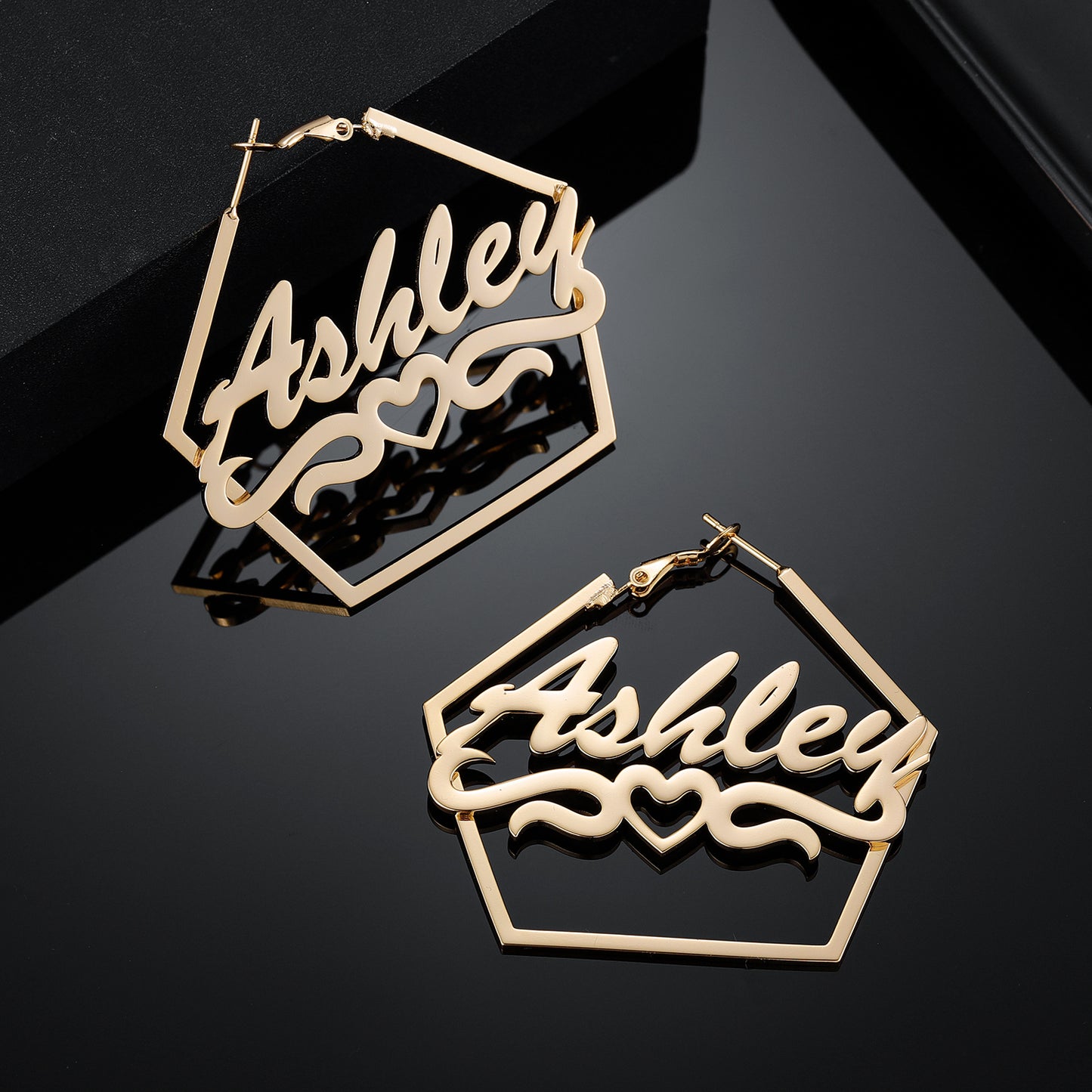 Boucles d'oreilles avec nom irrégulier QE604