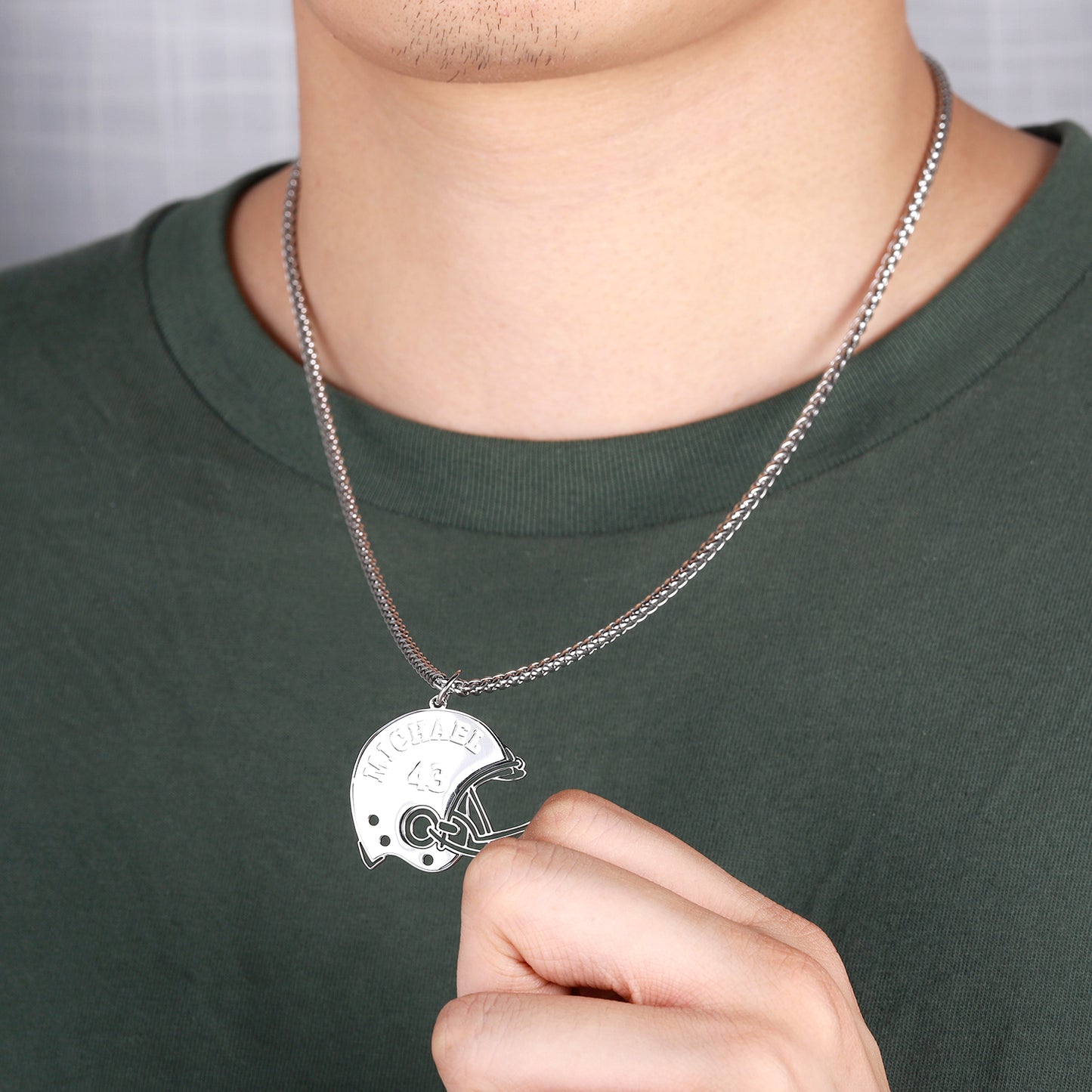 Customized Name Necklace With Football Helme QN327