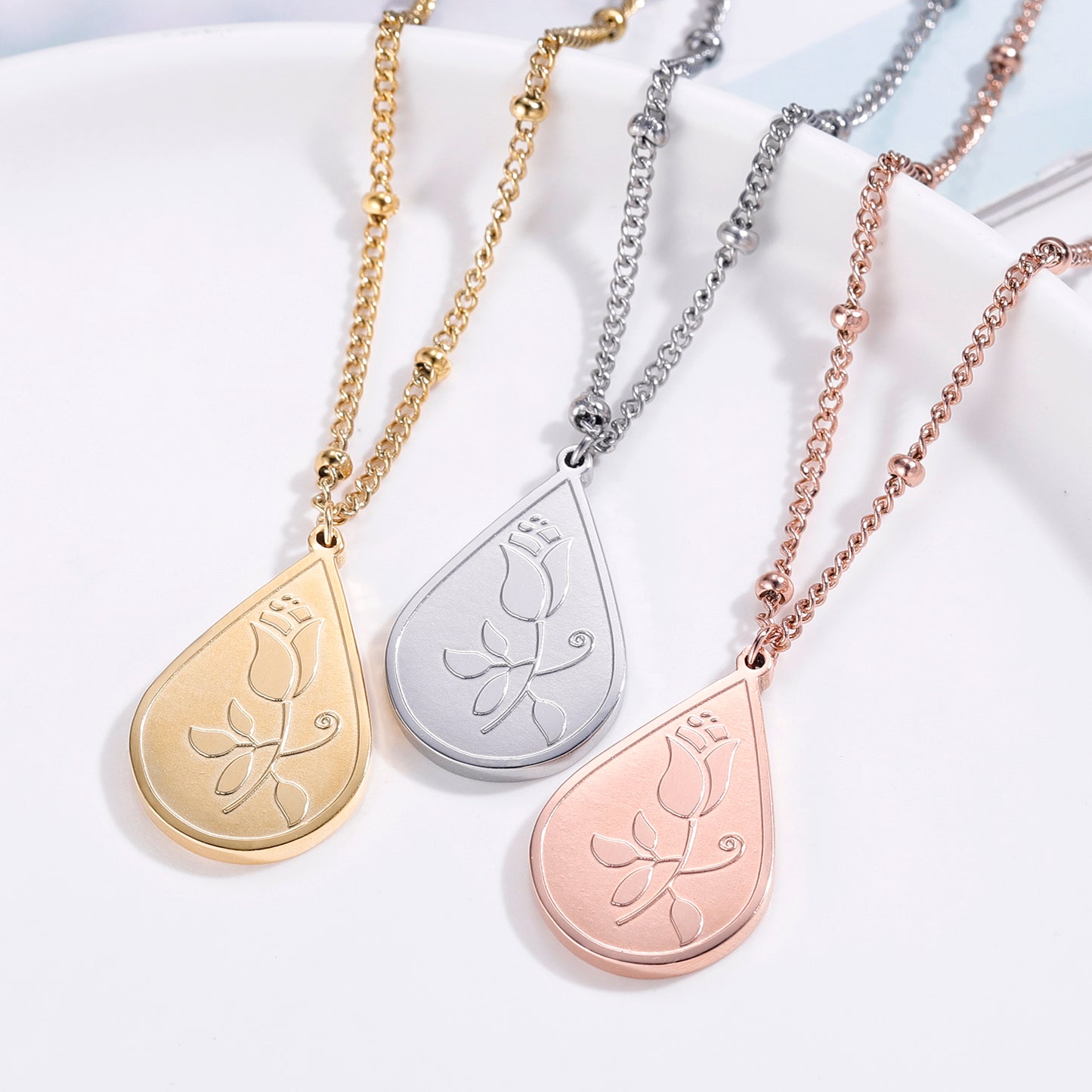 Retro Rose Flower Pendant SN325-2