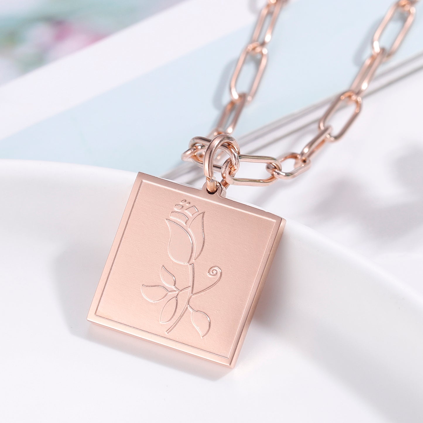 Retro Rose Flower Pendant SN325-1