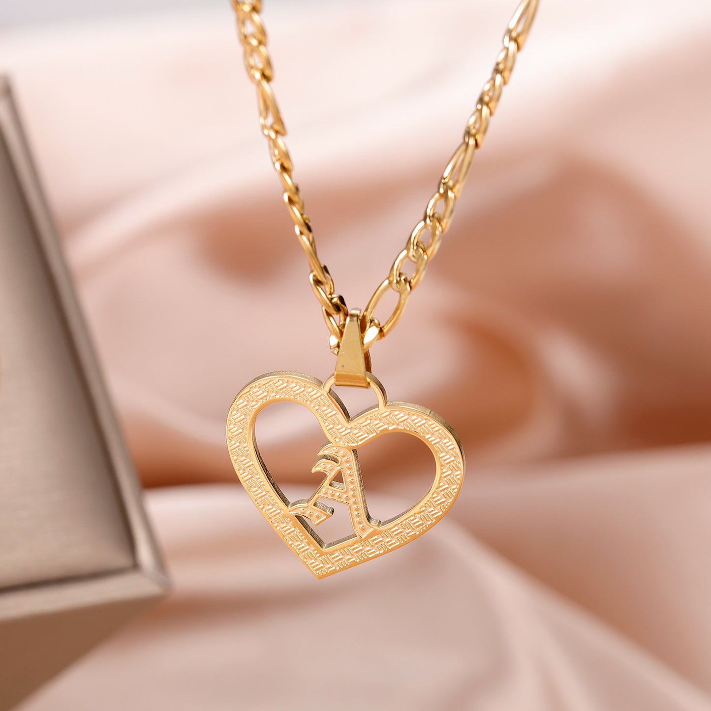 Heart Initial Letter Pendant SN582