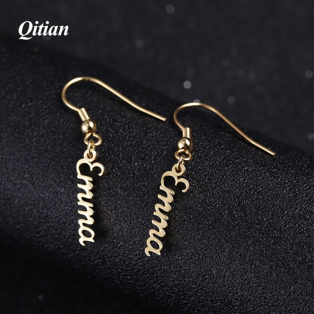 Boucles d'oreilles pendantes avec nom QE301