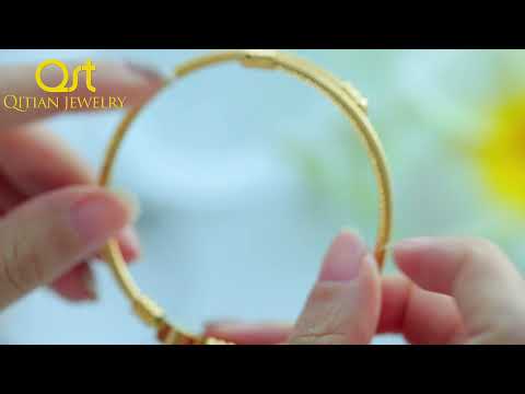 Heart Engraved Pet Picture Bangle SB450