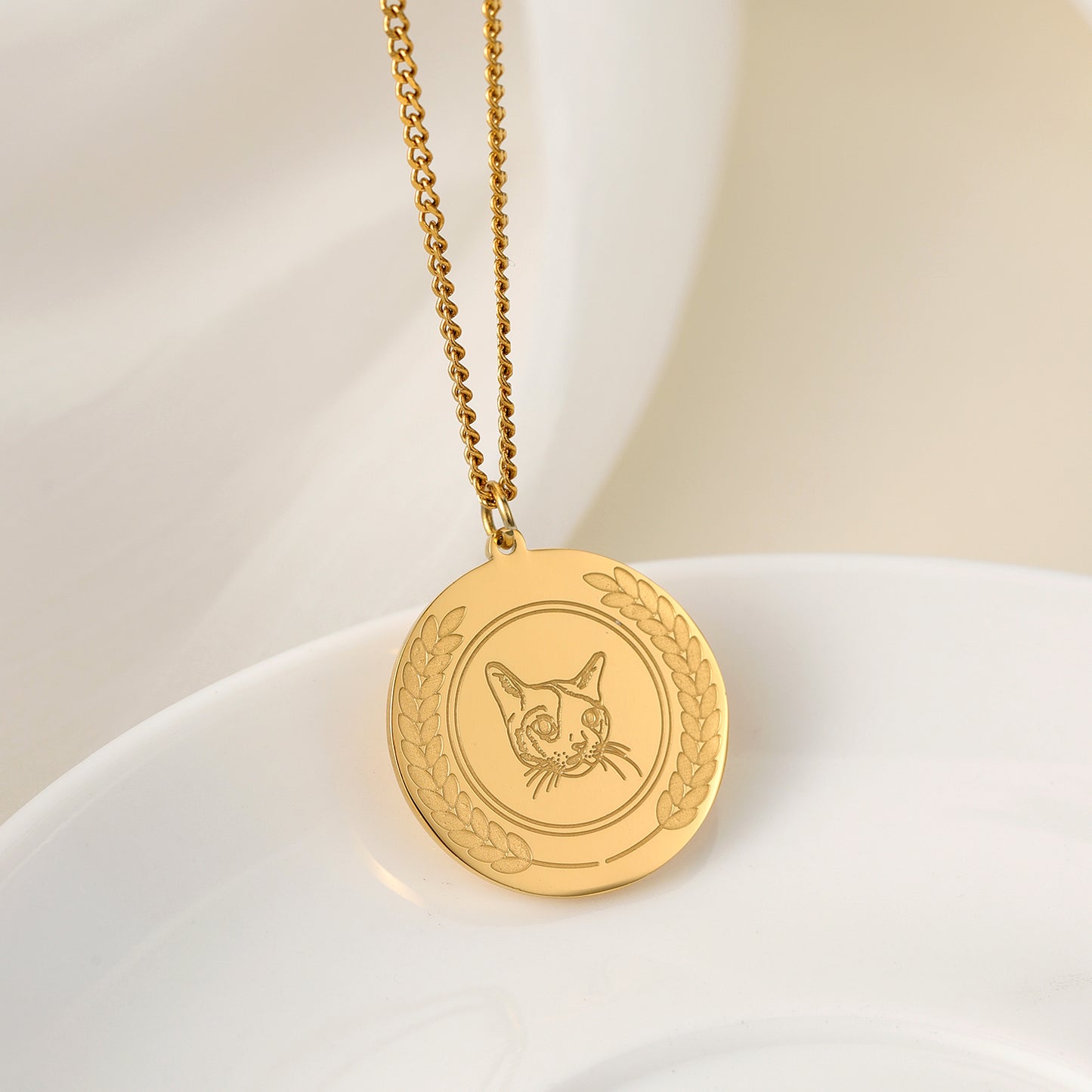 Customized Pet Avatar Portrait Round Necklace MN2110