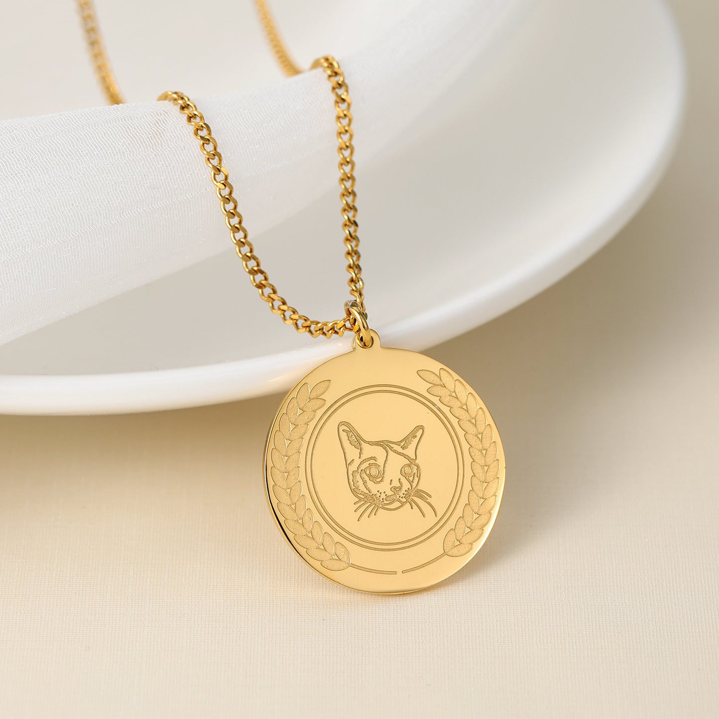 Customized Pet Avatar Portrait Round Necklace MN2110