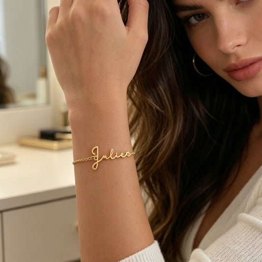 Cursive Name Bracelet QB001-F23