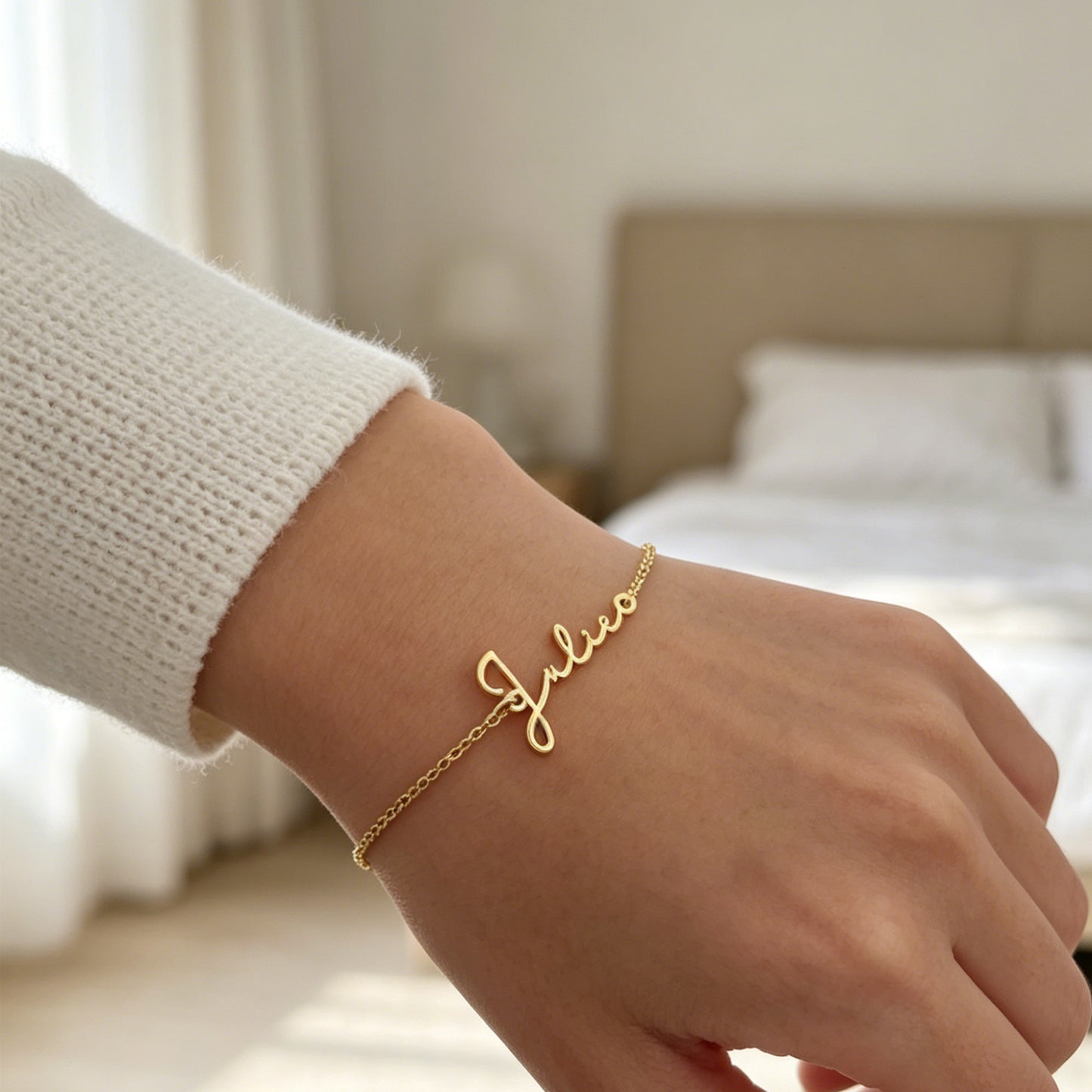 Cursive Name Bracelet QB001-F23