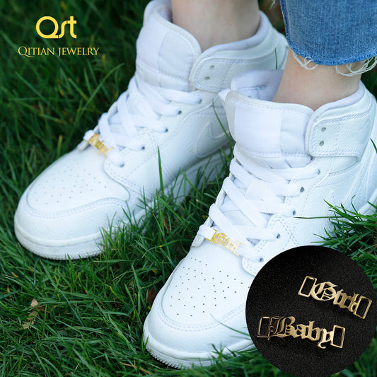 Schuhschnalle mit individuellem Namen