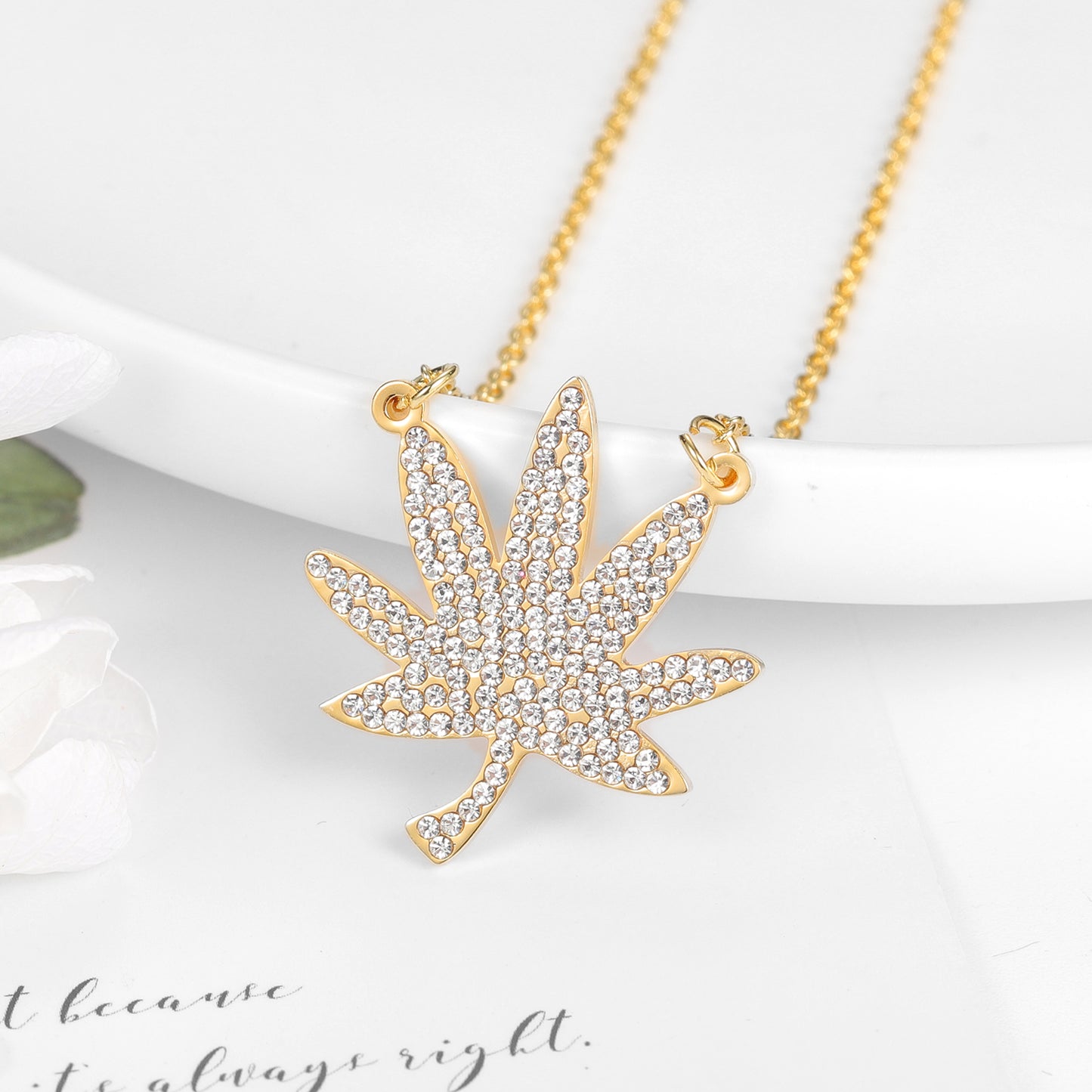 Maple Leaf Personalized  Necklace QN201050