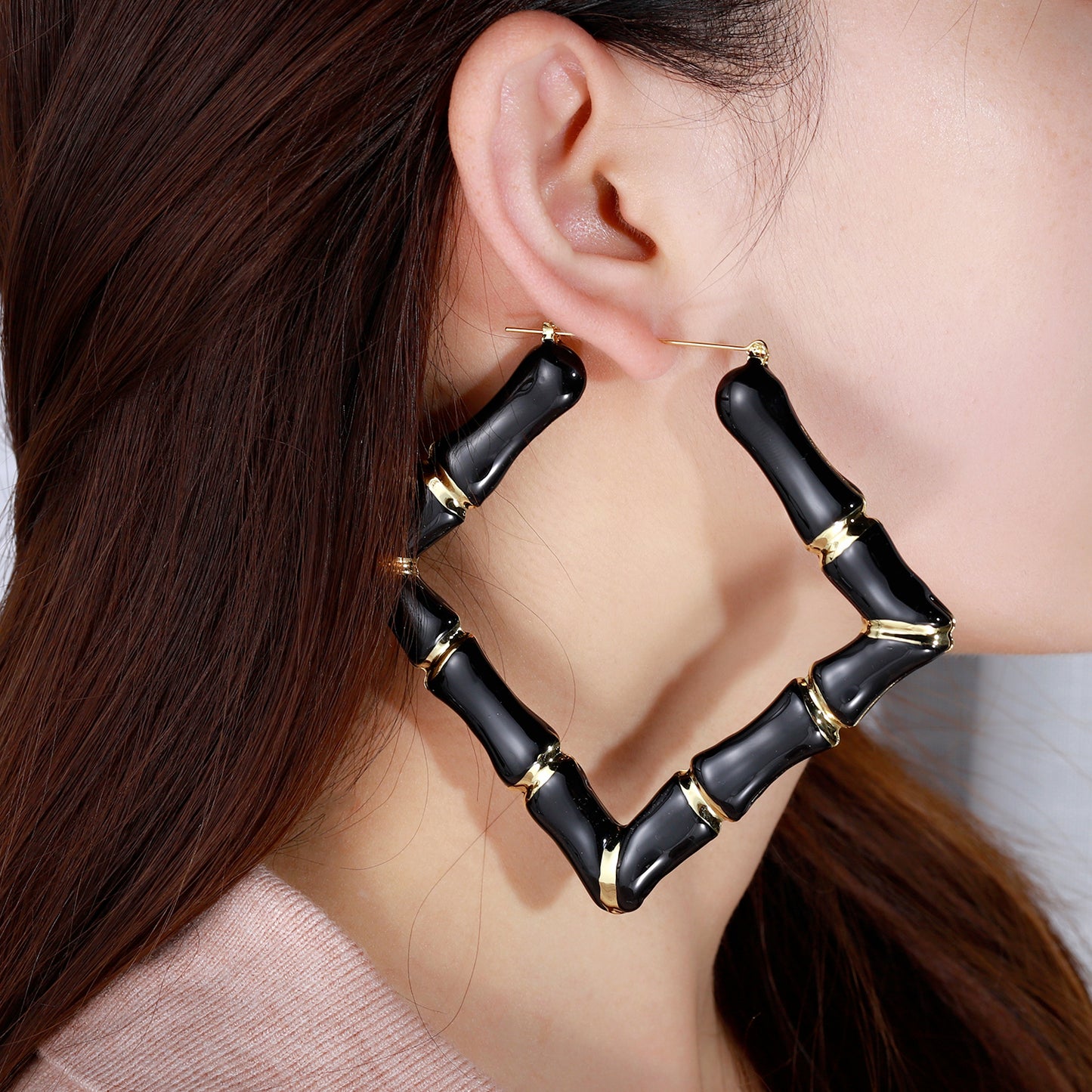 Boucles d'oreilles carrées colorées en bambou QE418