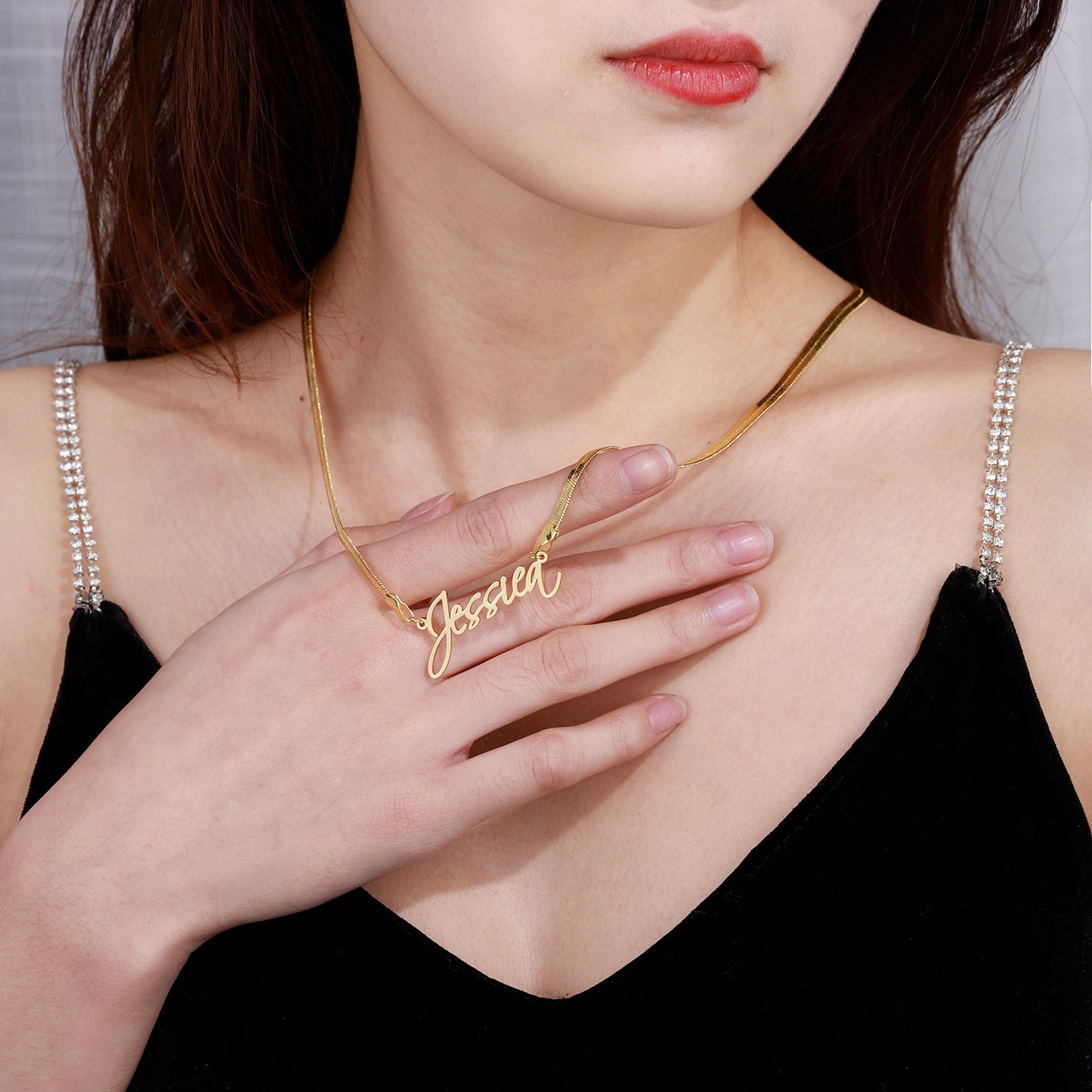 Herringbone Chain Name Necklace QN608