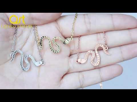 Fashion Gold Snake Necklace QN434